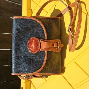 DOONEY & BOURKE❤️Vintage❤️VINTAGE ❤️All Weather ❤️Shoulder Bag